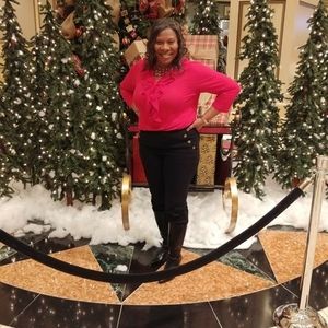 Meet your Posher, Sandra